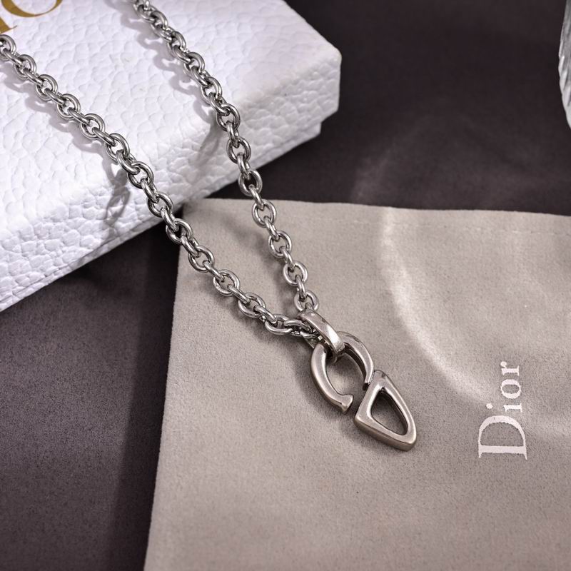 Dior Necklace 05yxs02